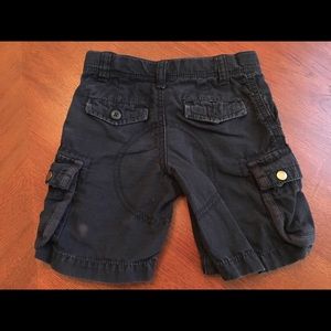 Polo by Ralph Lauren Bottoms - Navy Polo cargo short size 3T. Good condition. Polo by Ralph Lauren Bottoms - Navy Polo cargo short size 3T. Good condition.